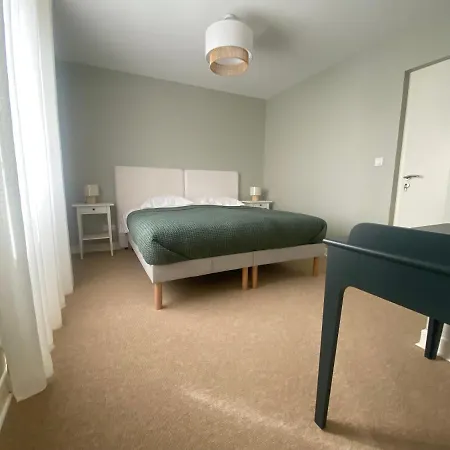 לינה וארוחת בוקר Maison Bernatenia