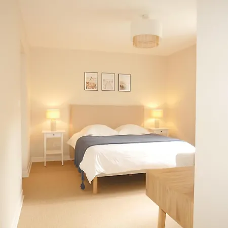 לינה וארוחת בוקר Maison Bernatenia