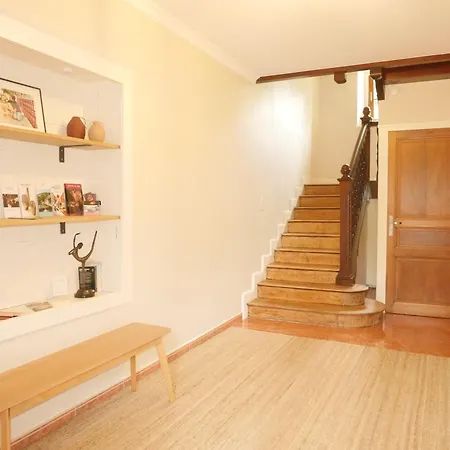 Maison Bernatenia Bed & Breakfast *