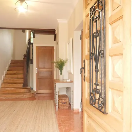 Maison Bernatenia Uhart-Cize