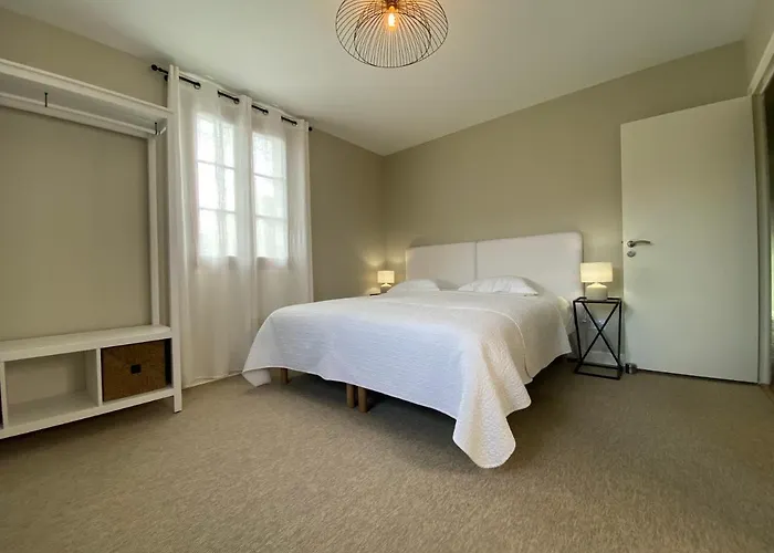 Maison Bernatenia 3* Uhart-Cize