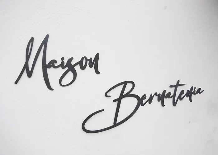 Maison Bernatenia Bed & Breakfast Uhart-Cize