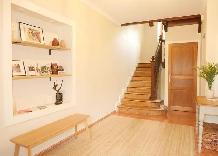 Maison Bernatenia Bed & Breakfast 3*